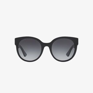 Gucci Black Sunglasses - Cat Eye